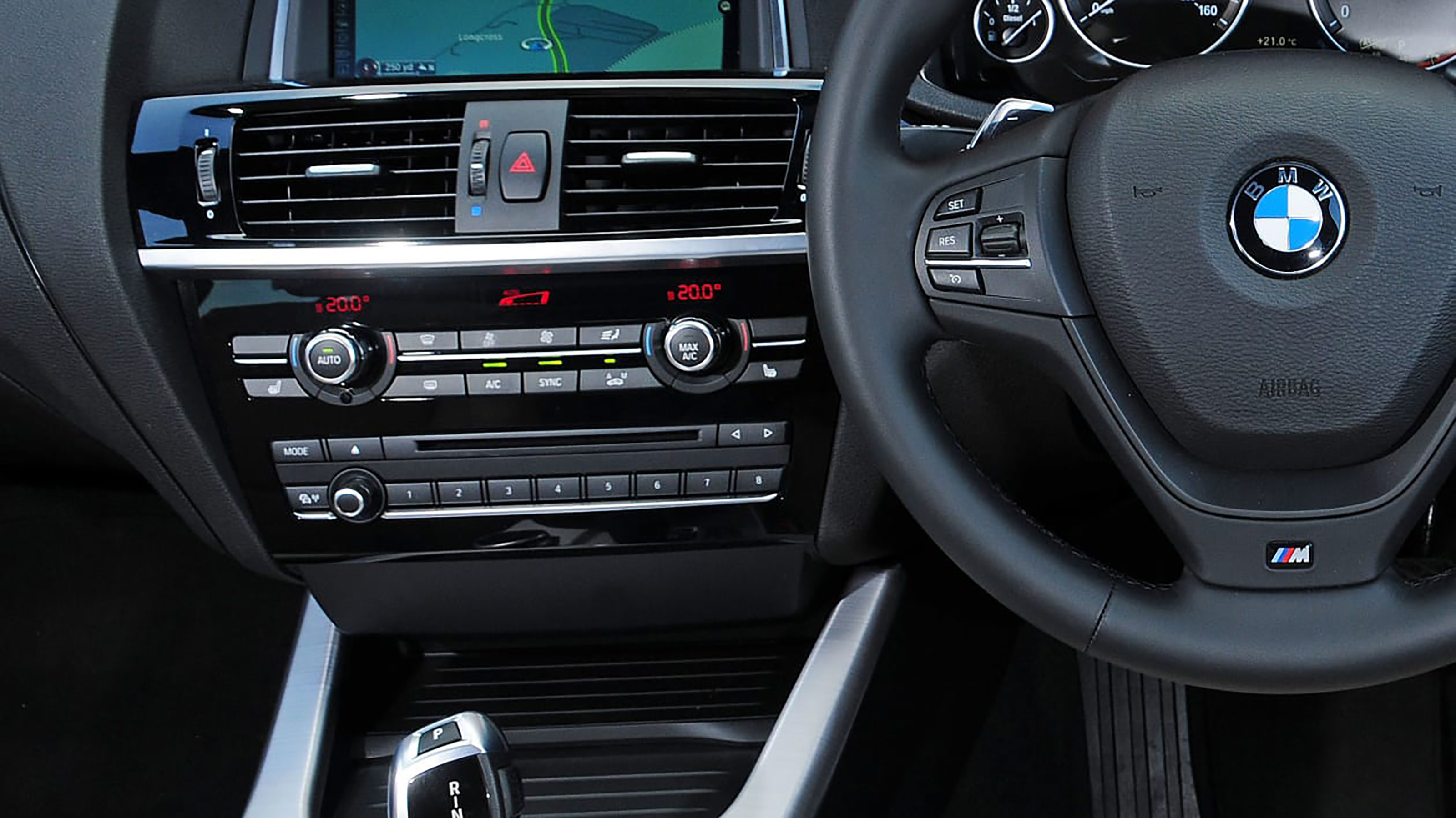 BMW X3 Mk2 - dash