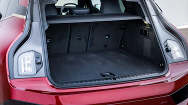 BMW iX xDrive50 - boot