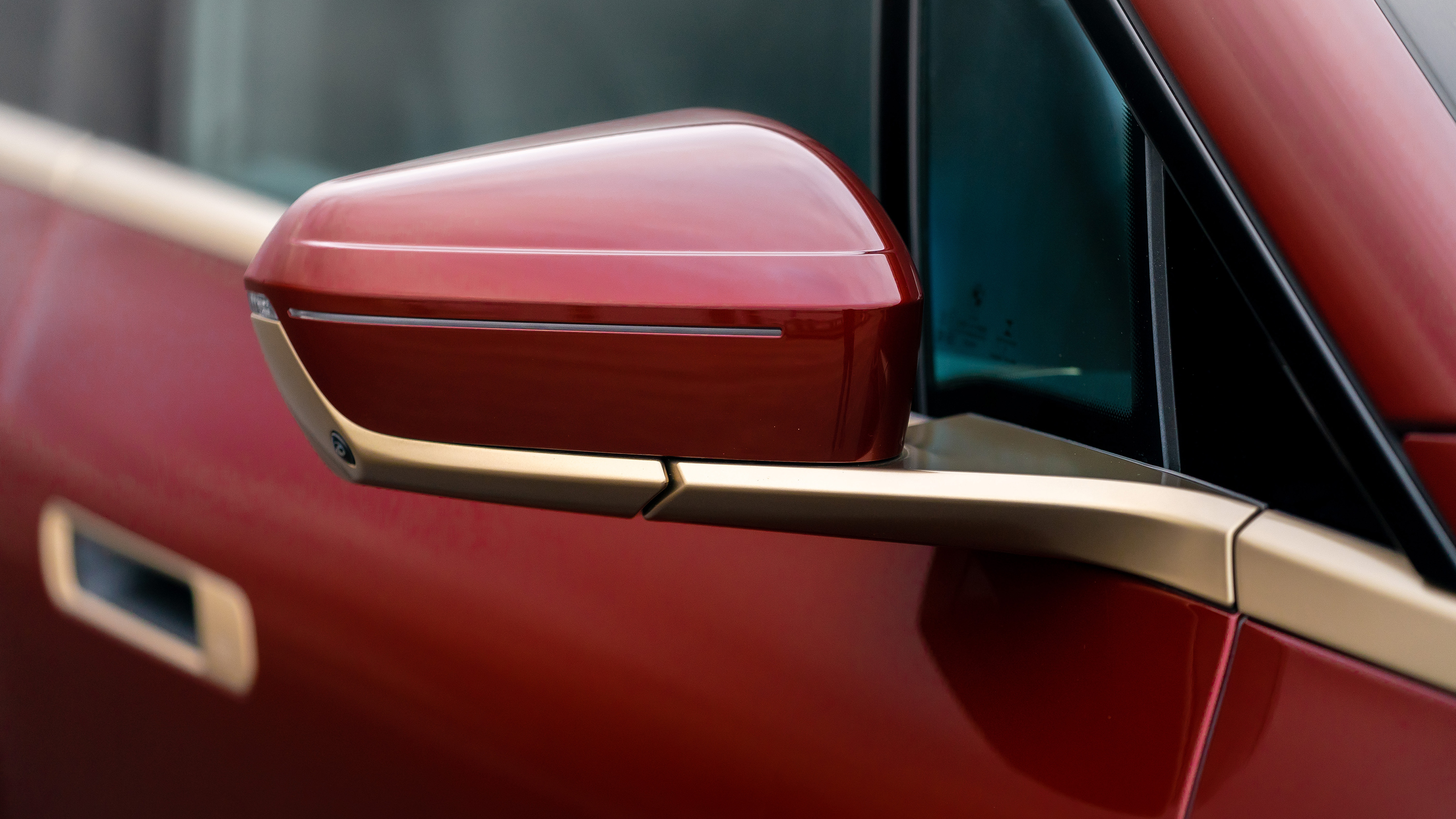 BMW iX xDrive50 - wing mirror