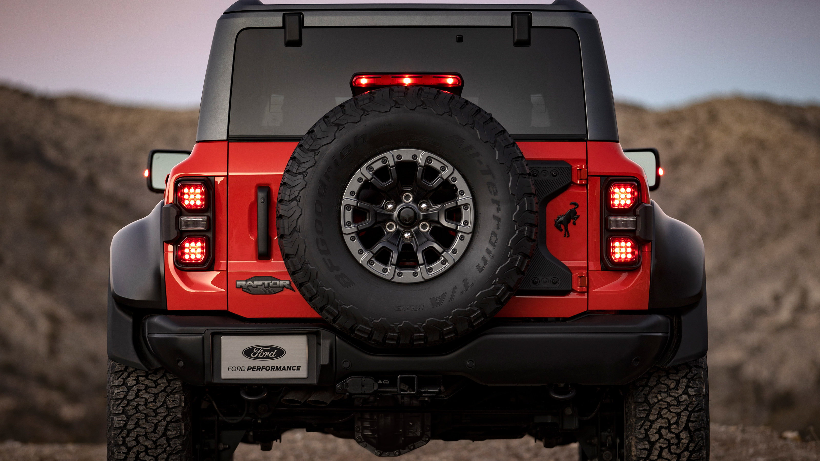 Ford Bronco Raptor - rear
