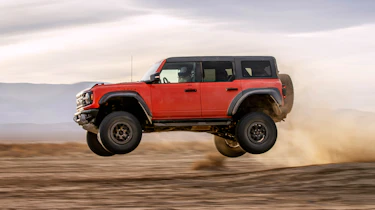 Ford Bronco Raptor - jump