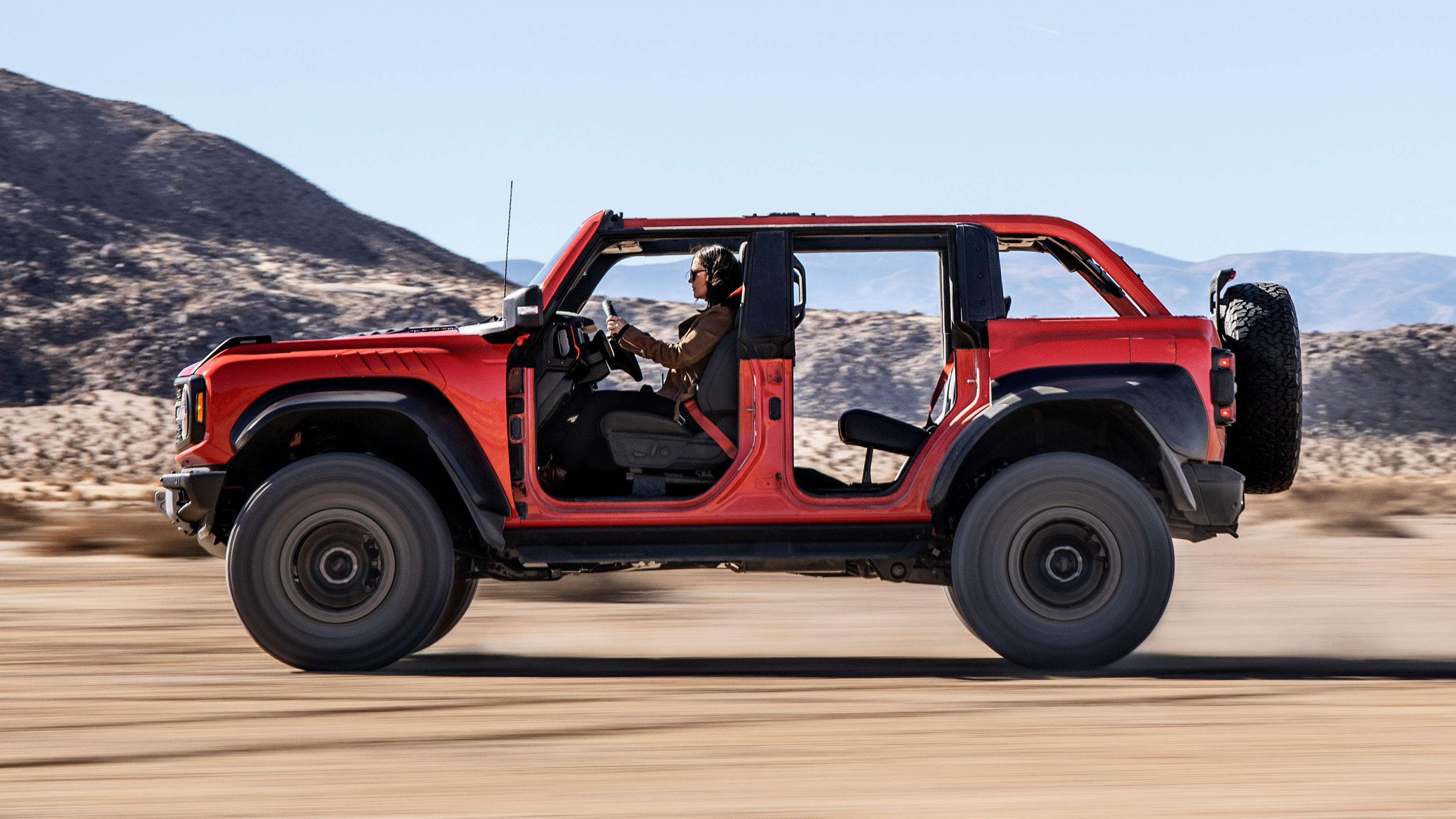 Ford Bronco Raptor - doors off