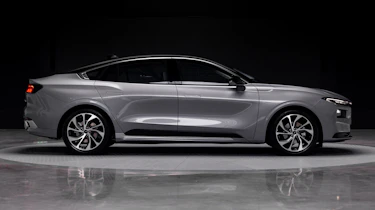 Ford Mondeo 2022 - side
