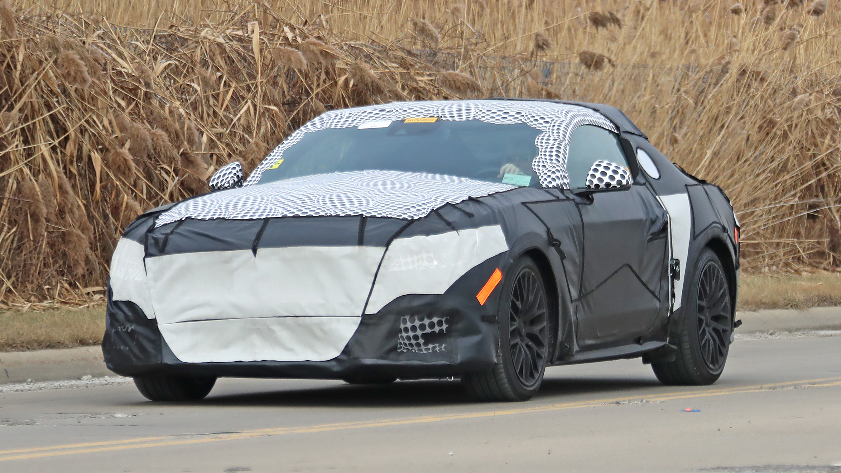 Ford Mustang 2023 spy - front