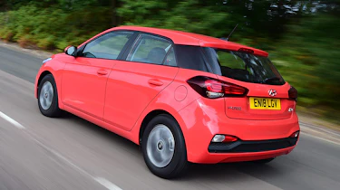 Hyundai i20 mk2 - rear tracking