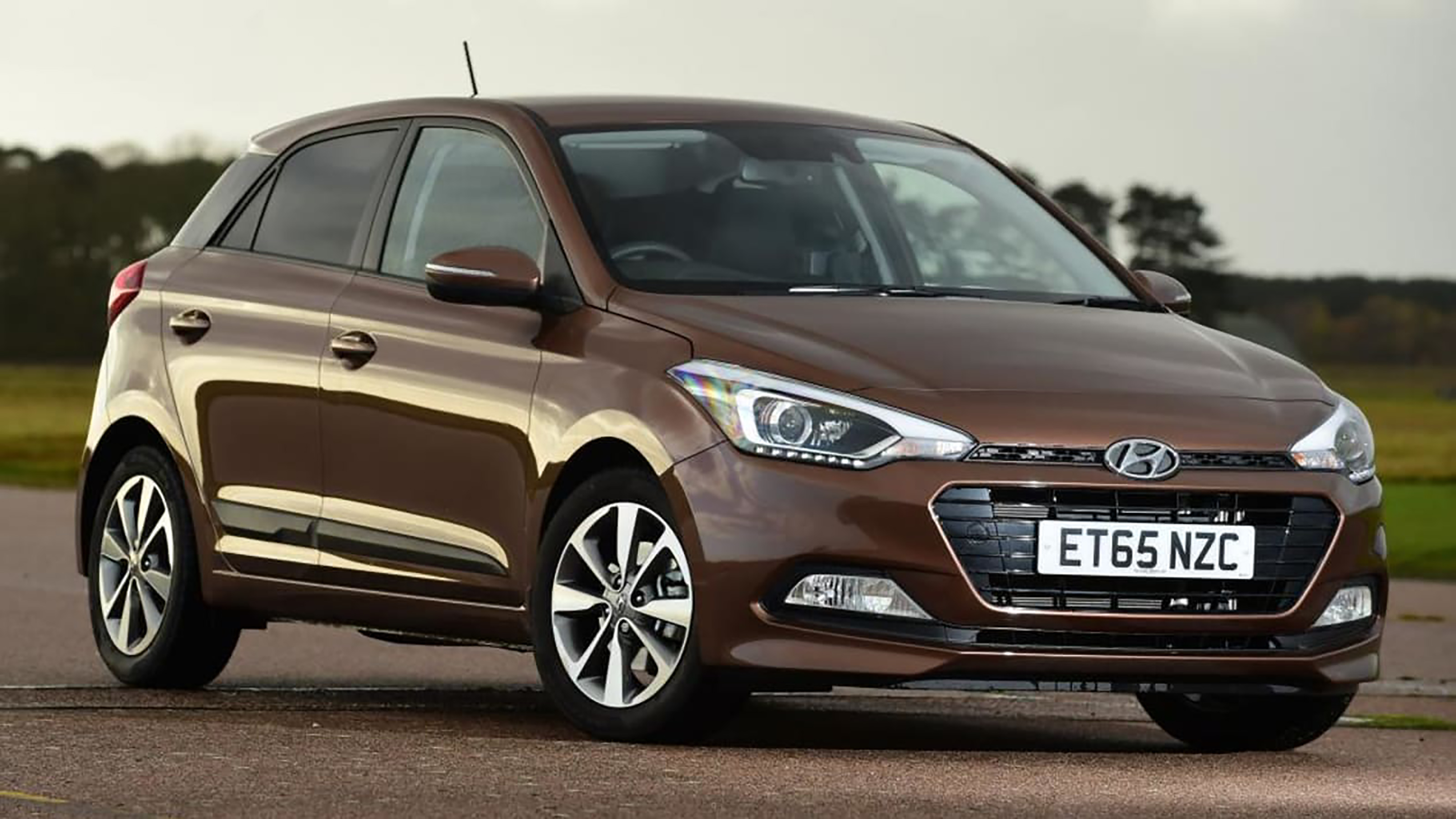Hyundai i20 mk2 - front