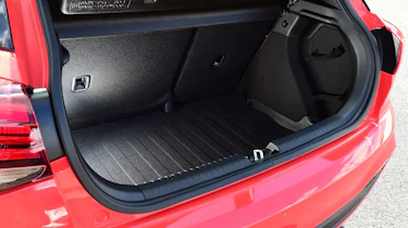 Hyundai i20 mk2 - boot