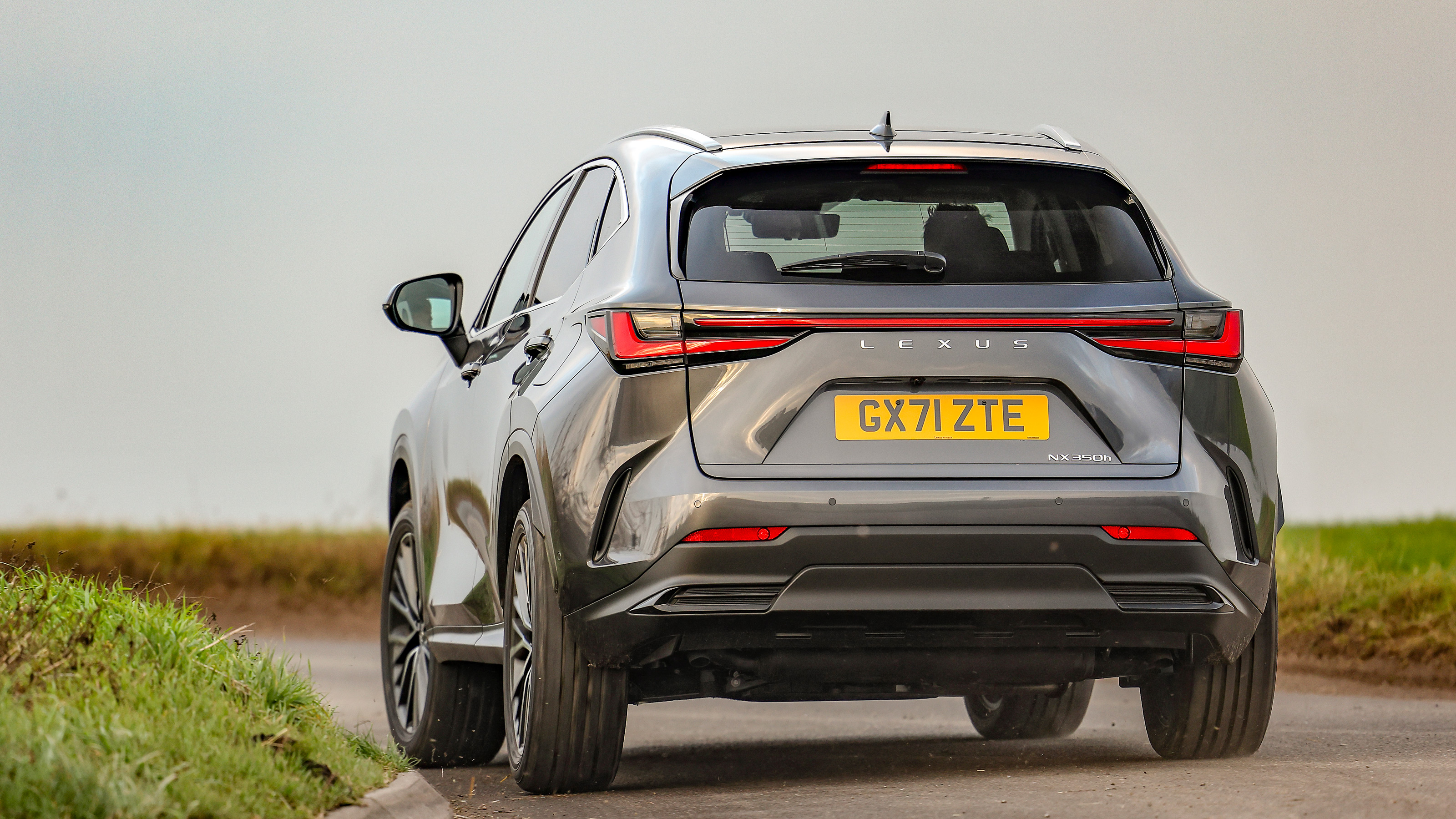 Lexus NX 350h