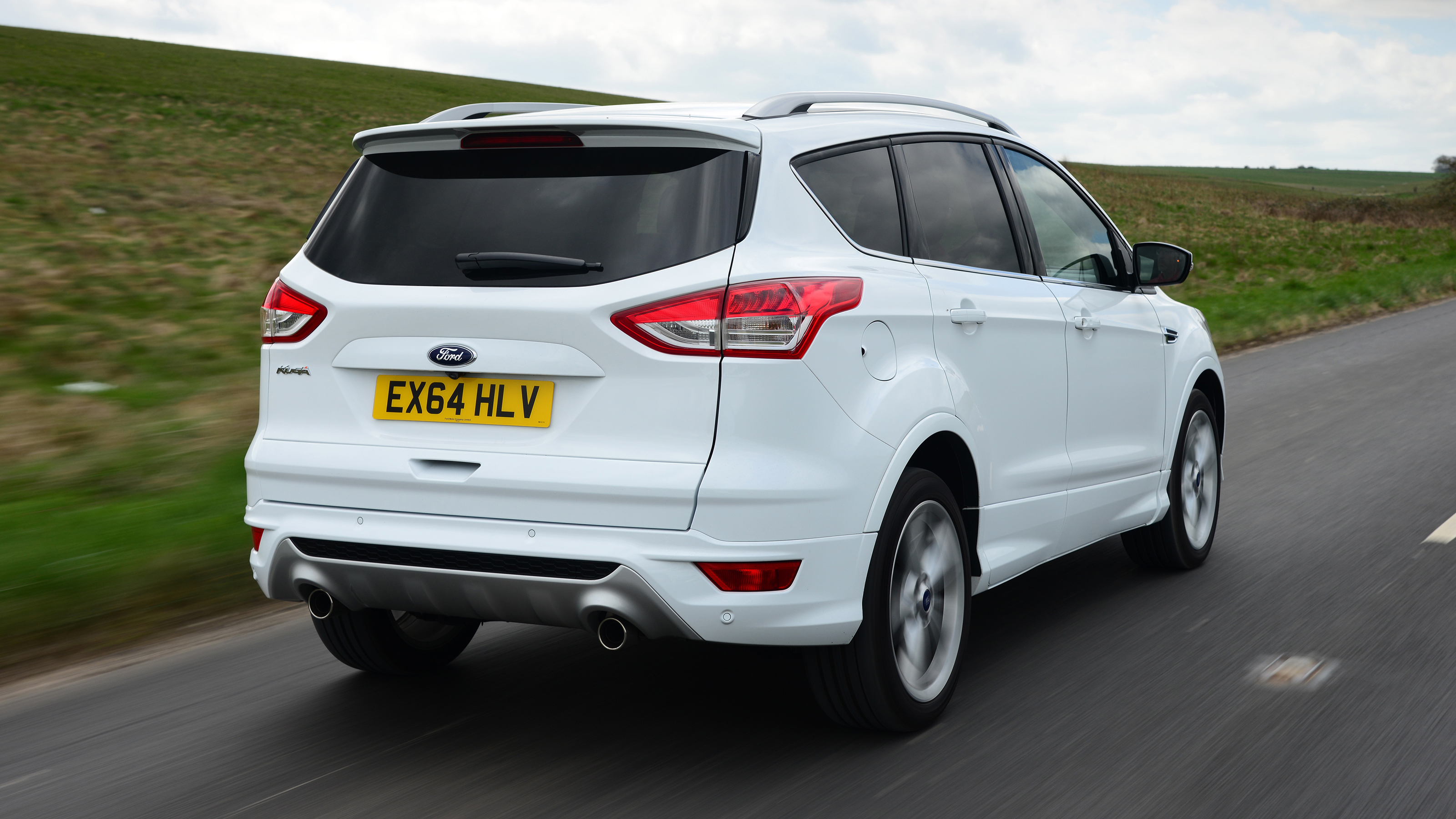 Ford Kuga - rear tracking