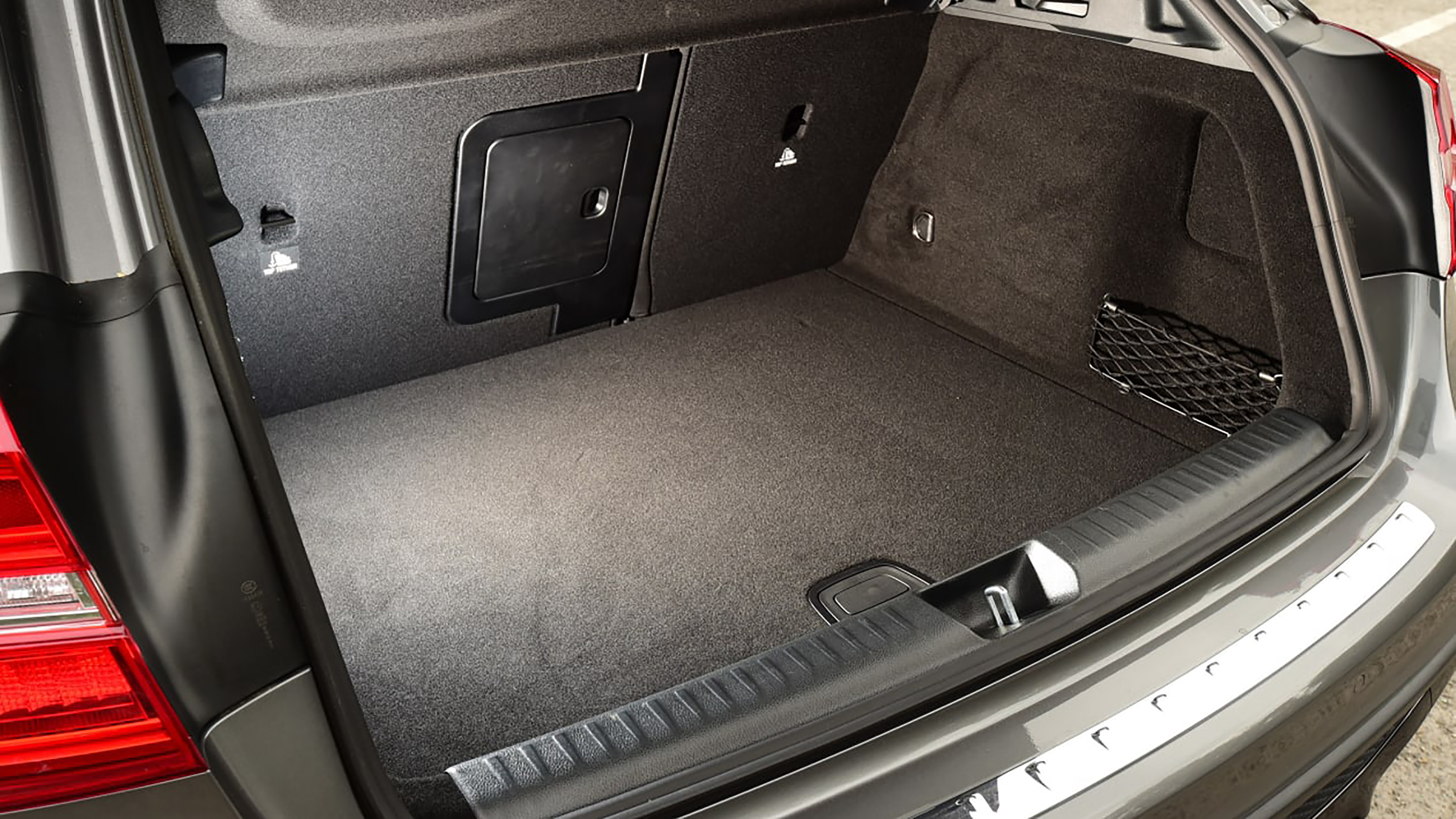 Mercedes GLA Mk1 used review - boot