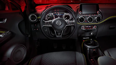 Nissan Juke Kiiro - interior