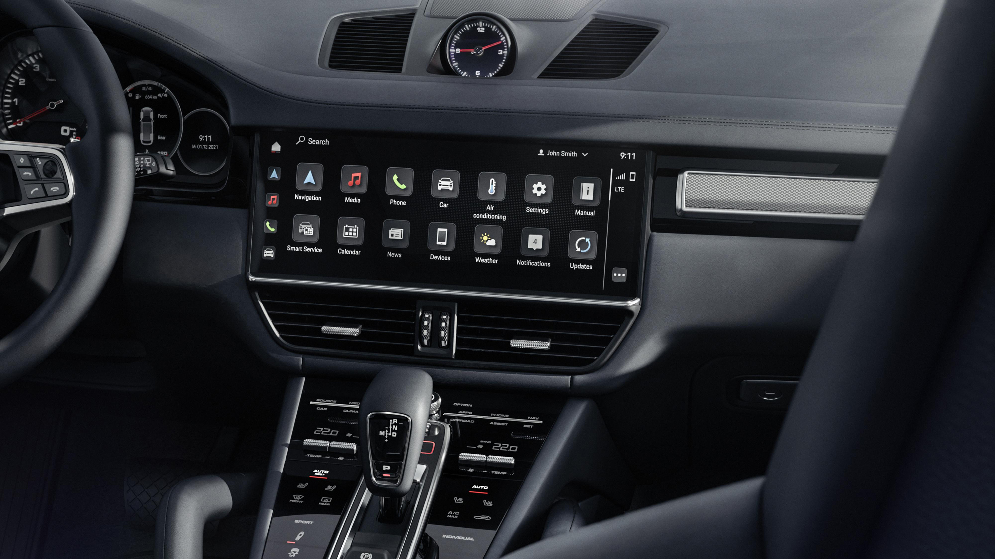 Porsche Cayenne Platinum Edition 2022 - screen