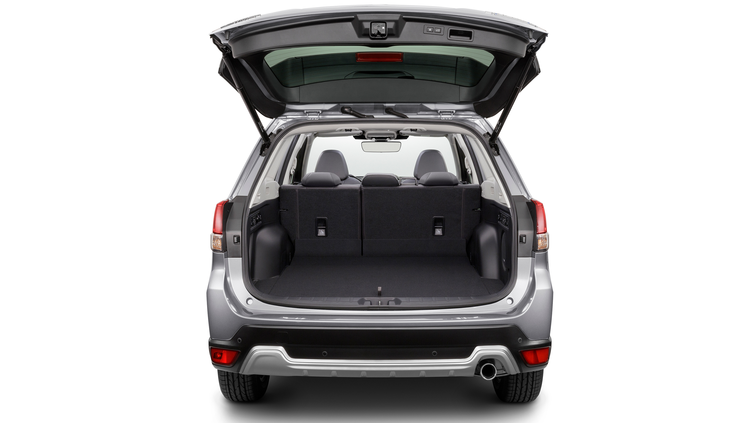 Subaru Forester e-Boxer - boot
