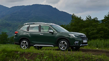 Subaru Forester e-Boxer - front