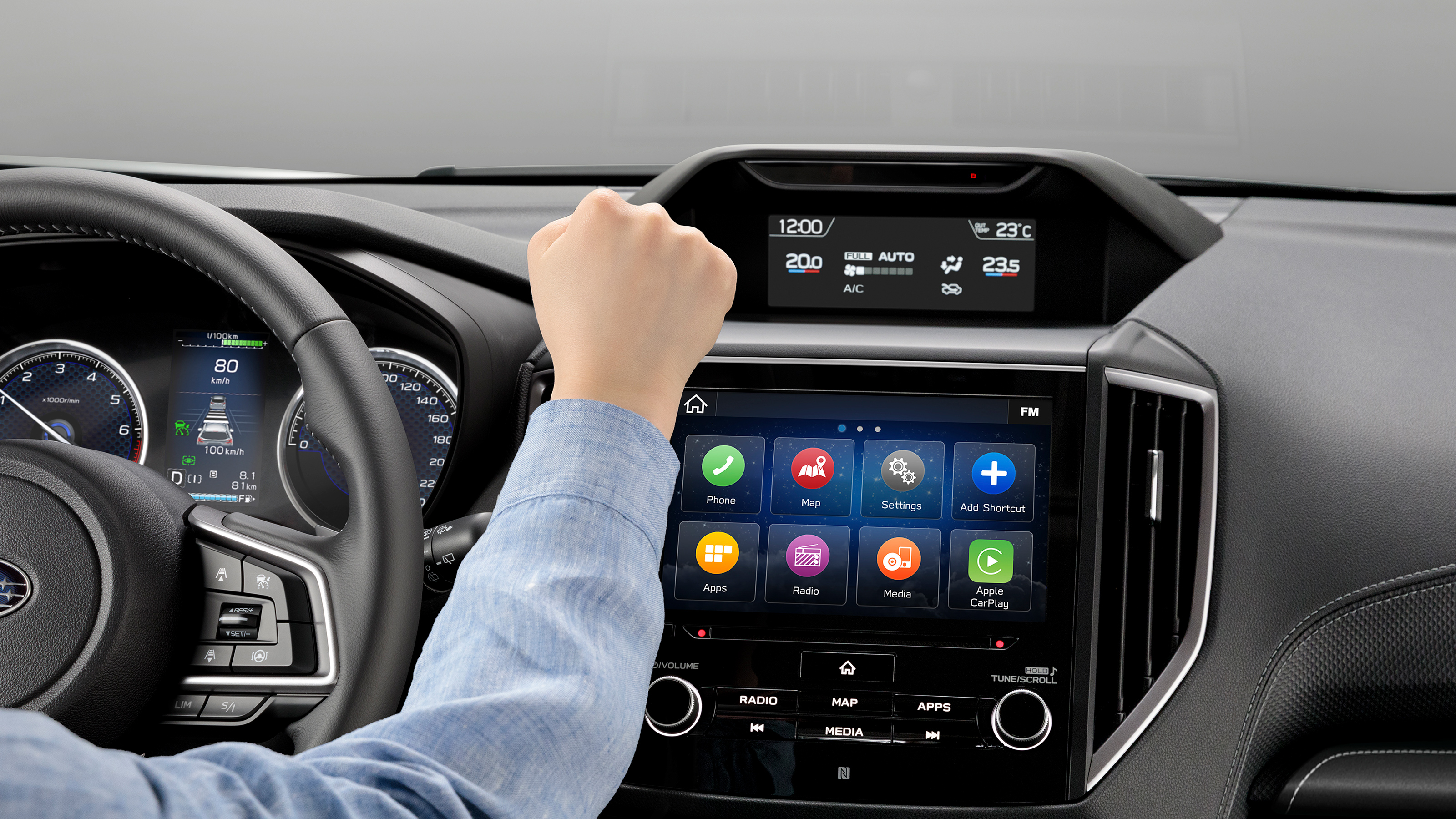 Subaru Forester e-Boxer - interior