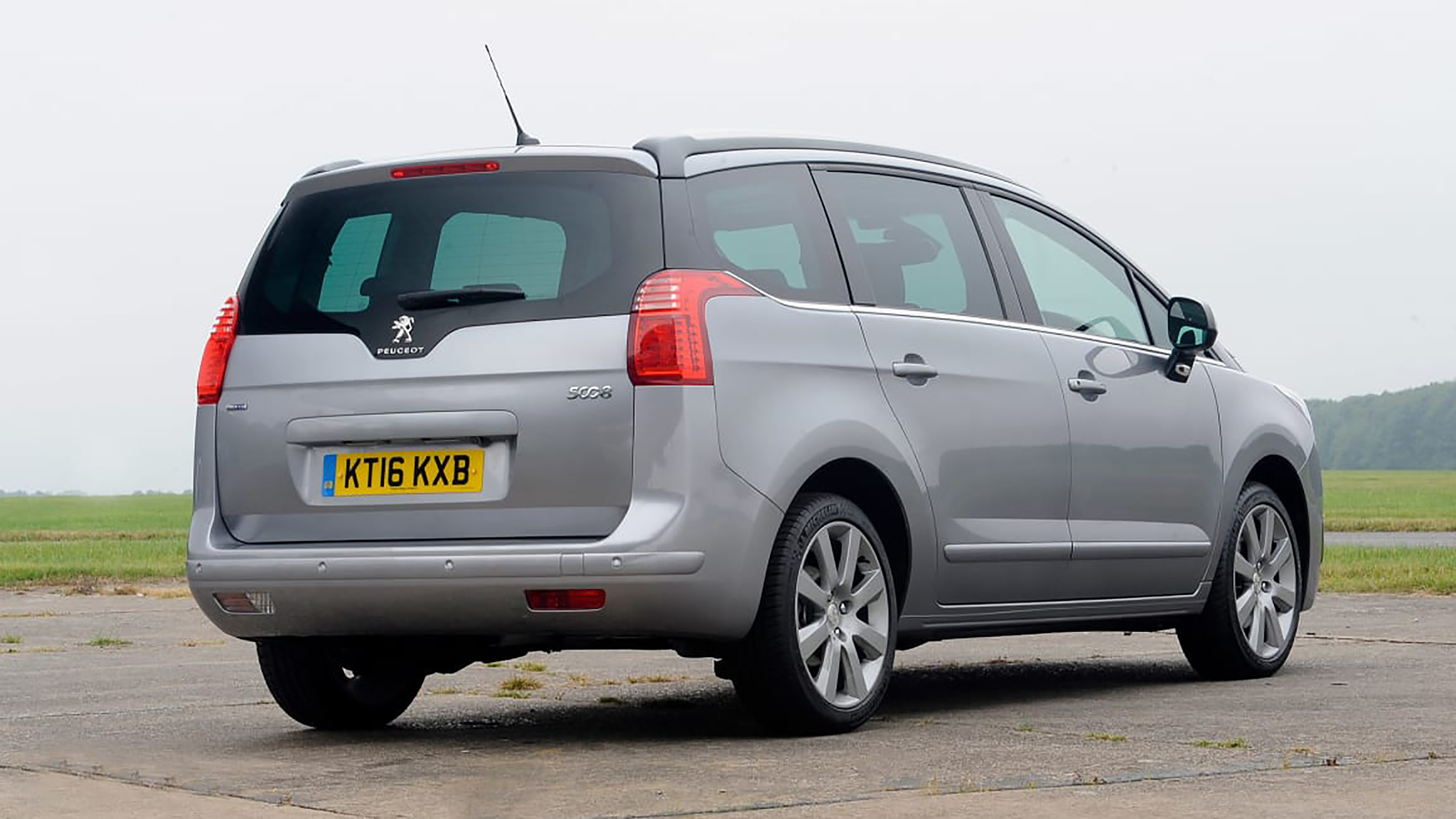 Used Peugeot 5008 Mk1 - rear static