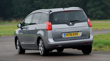 Used Peugeot 5008 Mk1 - rear cornering