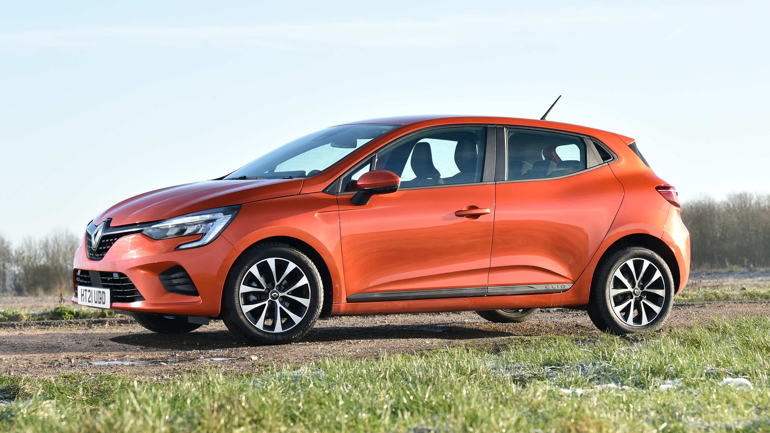 Renault Clio - front