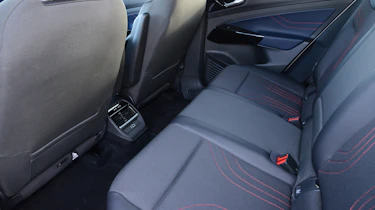Volkswagen ID.4 GTX - rear seats