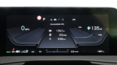 Kia EV6 - dials