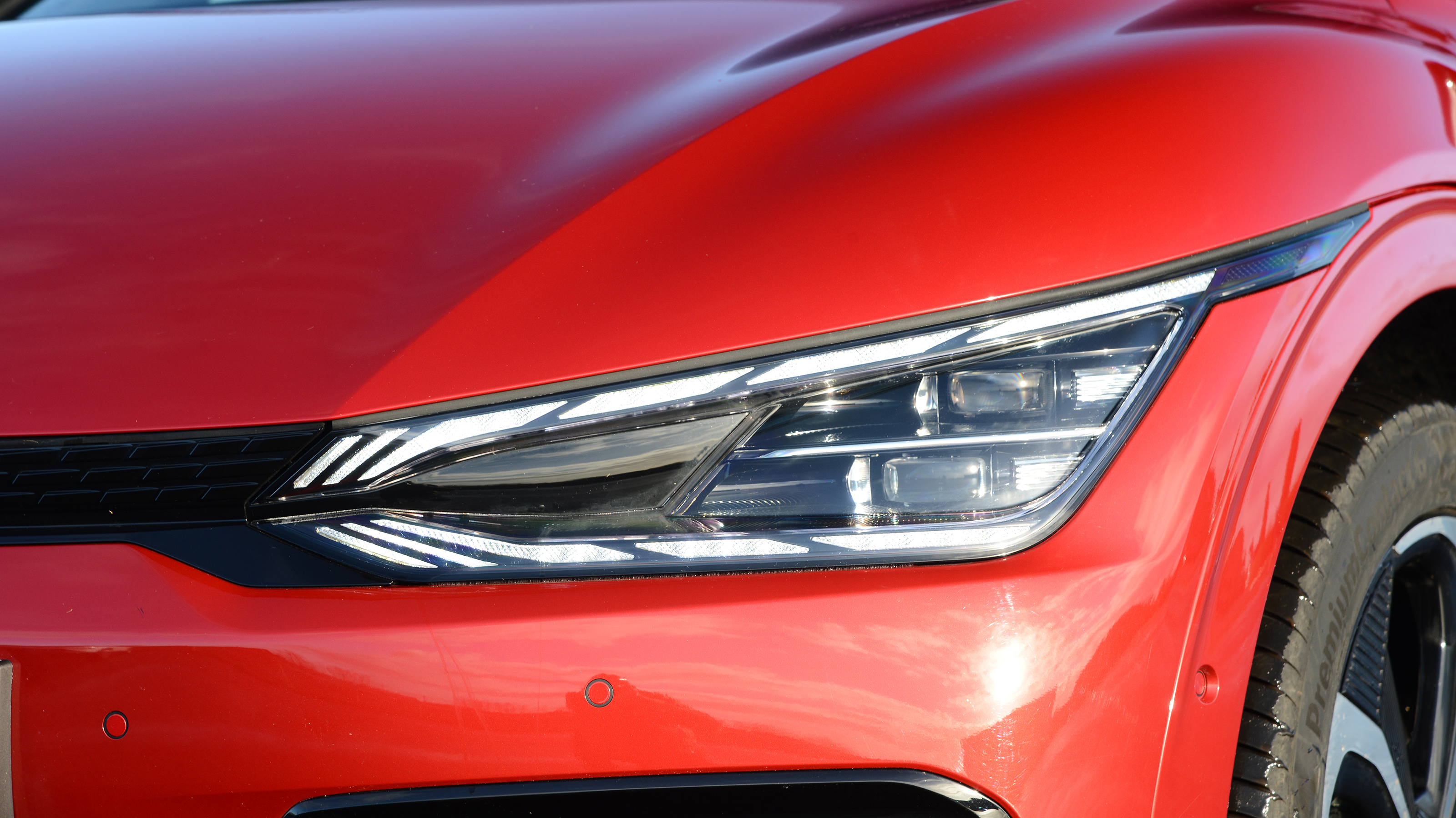 Kia EV6 - headlight