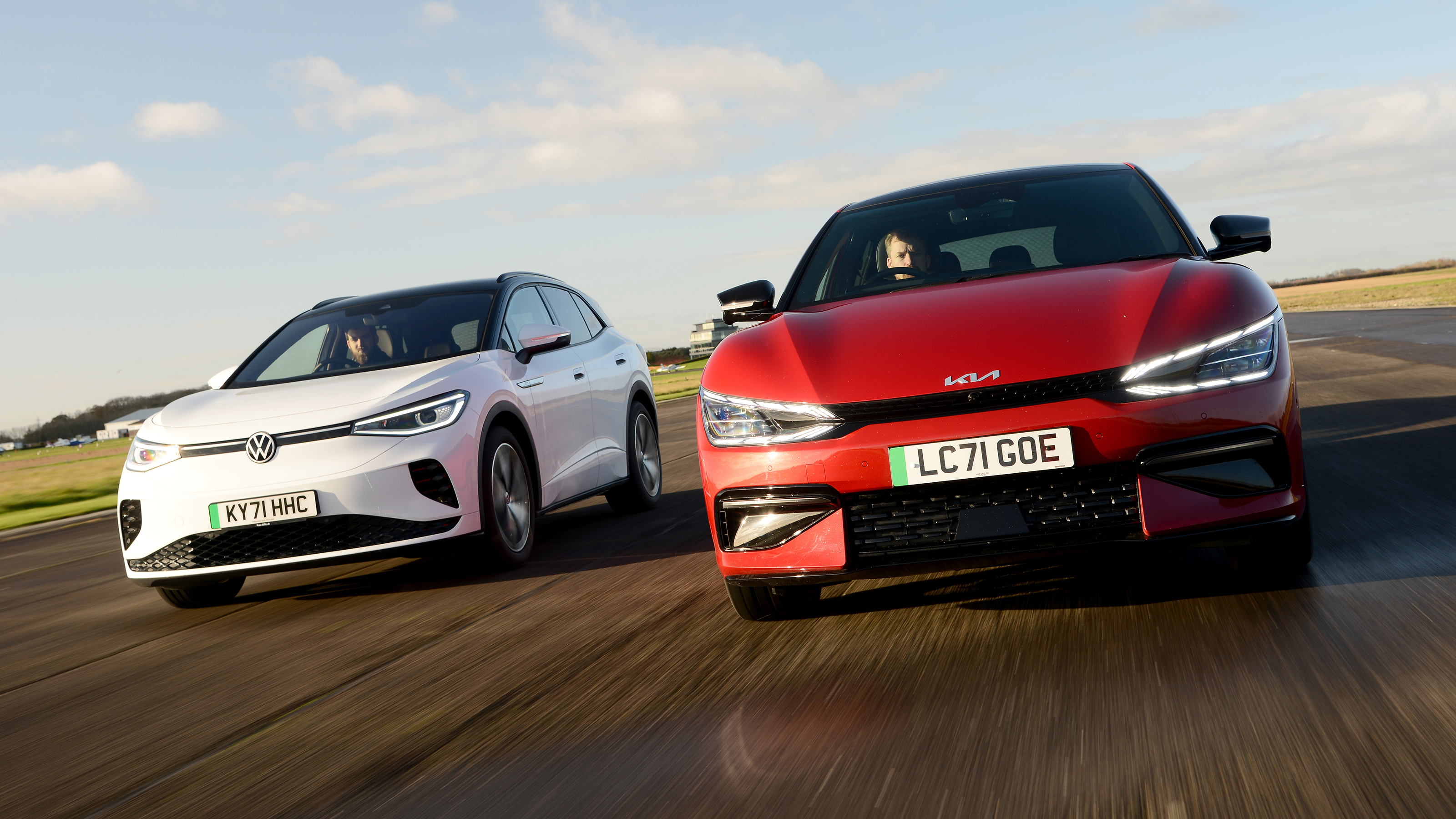 Kia EV6 vs VW ID.4 GTX - main