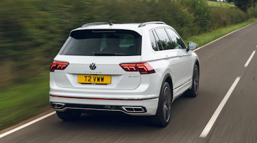 Volkswagen Tiguan eHybrid - rear