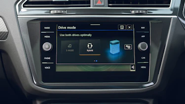 Volkswagen Tiguan eHybrid - screen