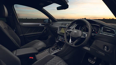 Volkswagen Tiguan eHybrid - interior