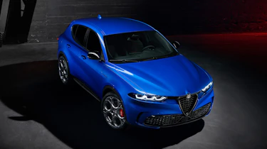 Alfa Romeo Tonale - above