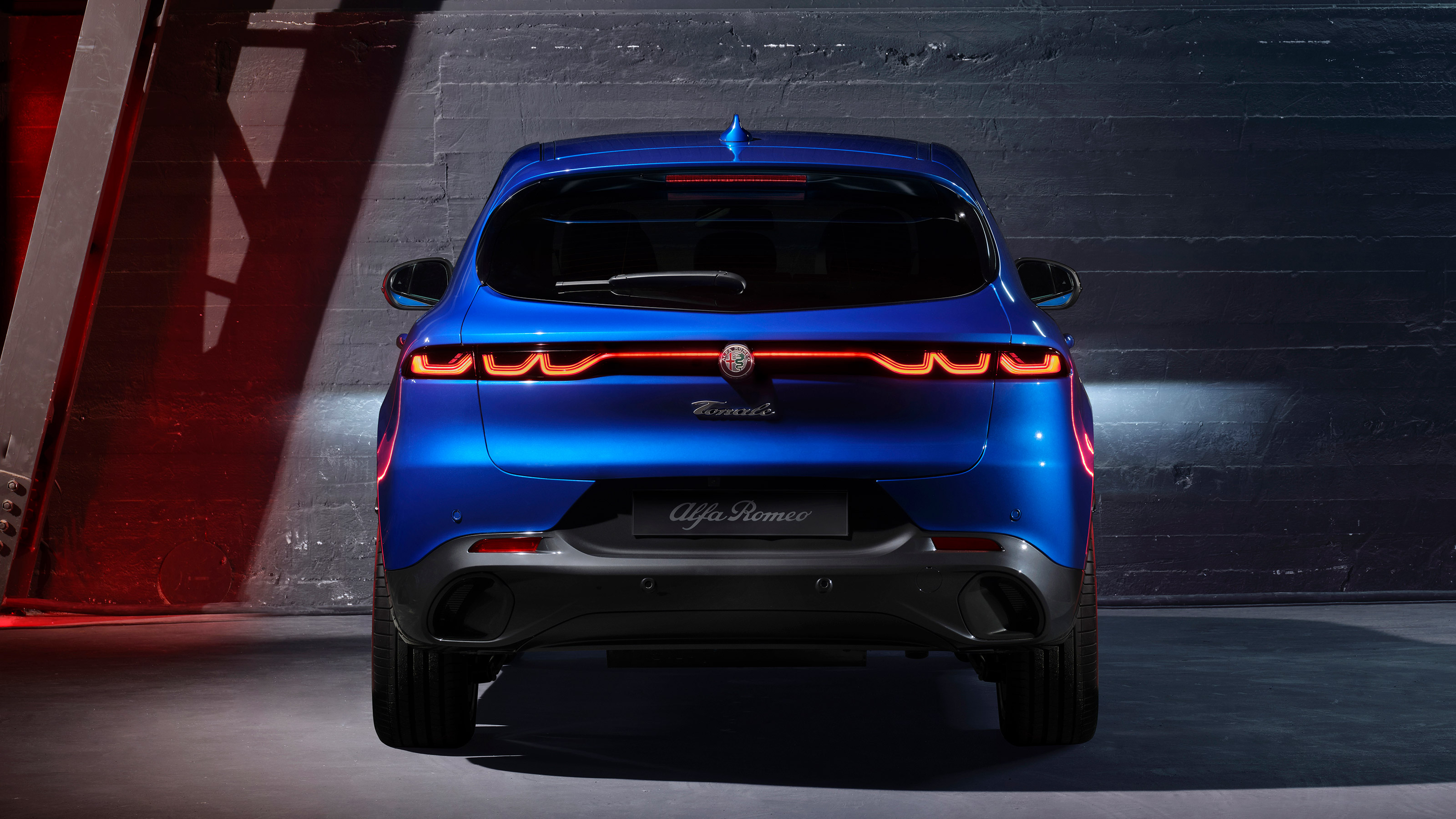 Alfa Romeo Tonale - full rear