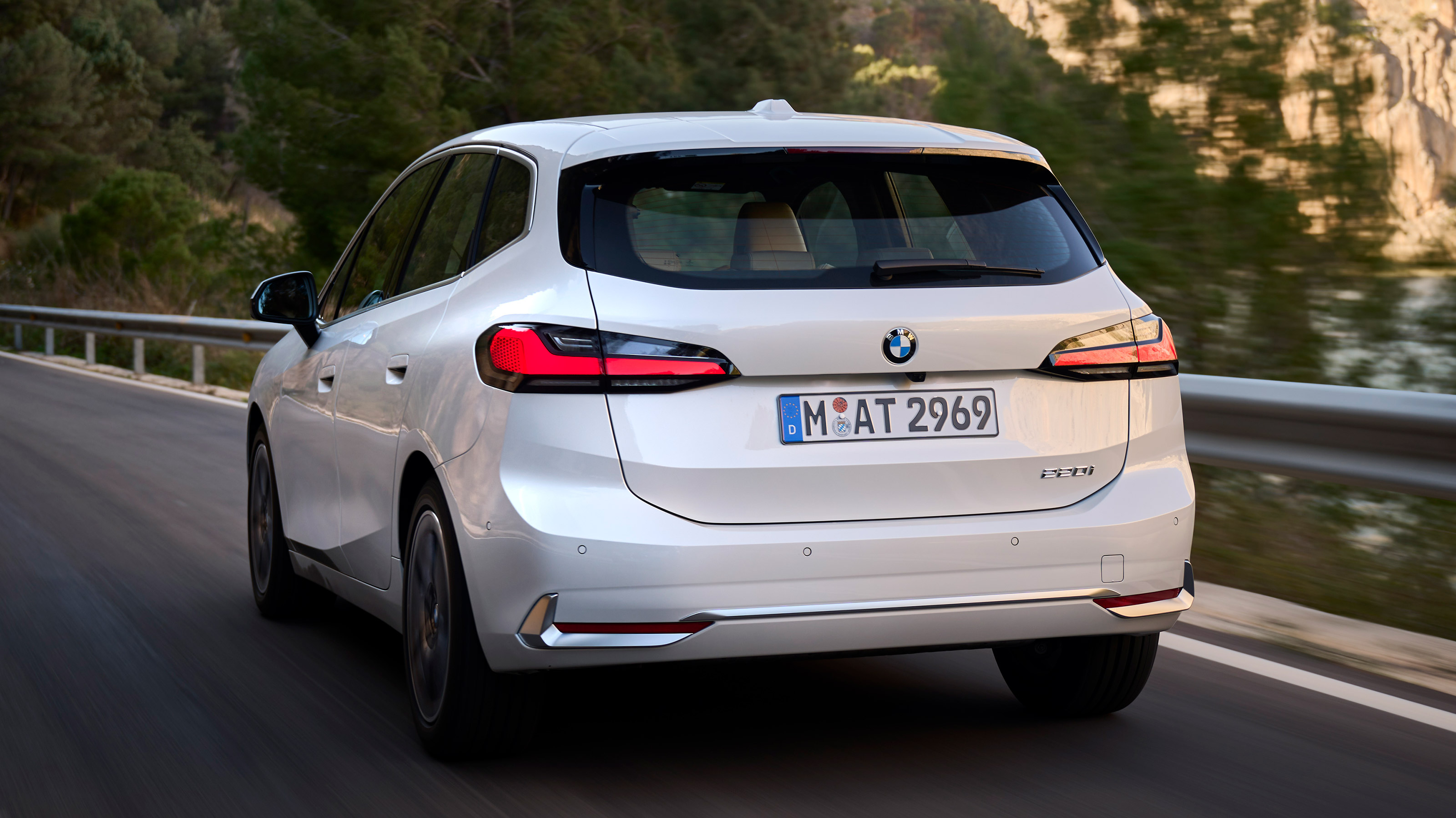 BMW 2 Series Active Tourer - rear action