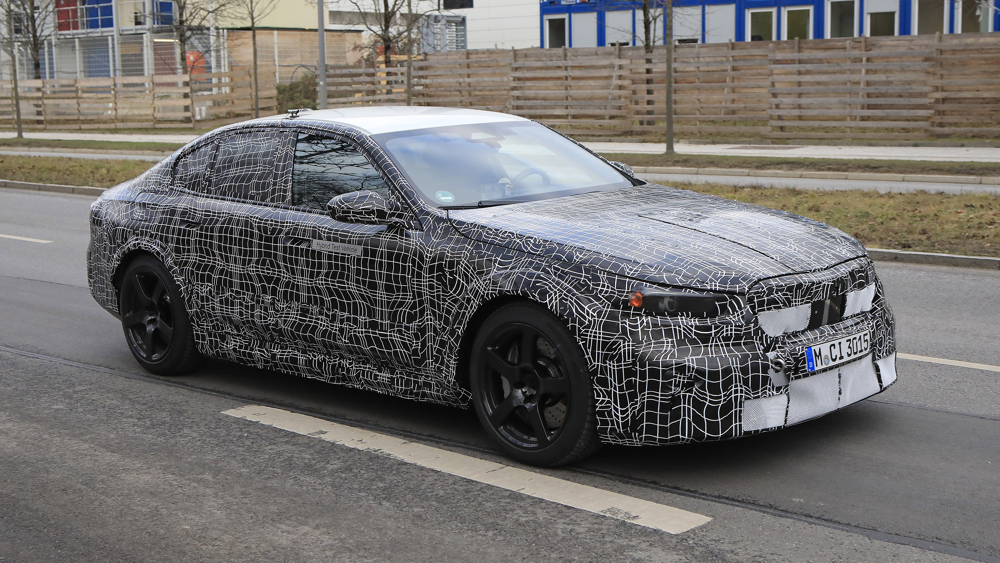 BMW M5 - spyshot 3