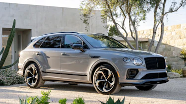 Bentley Bentayga V8 S - front static