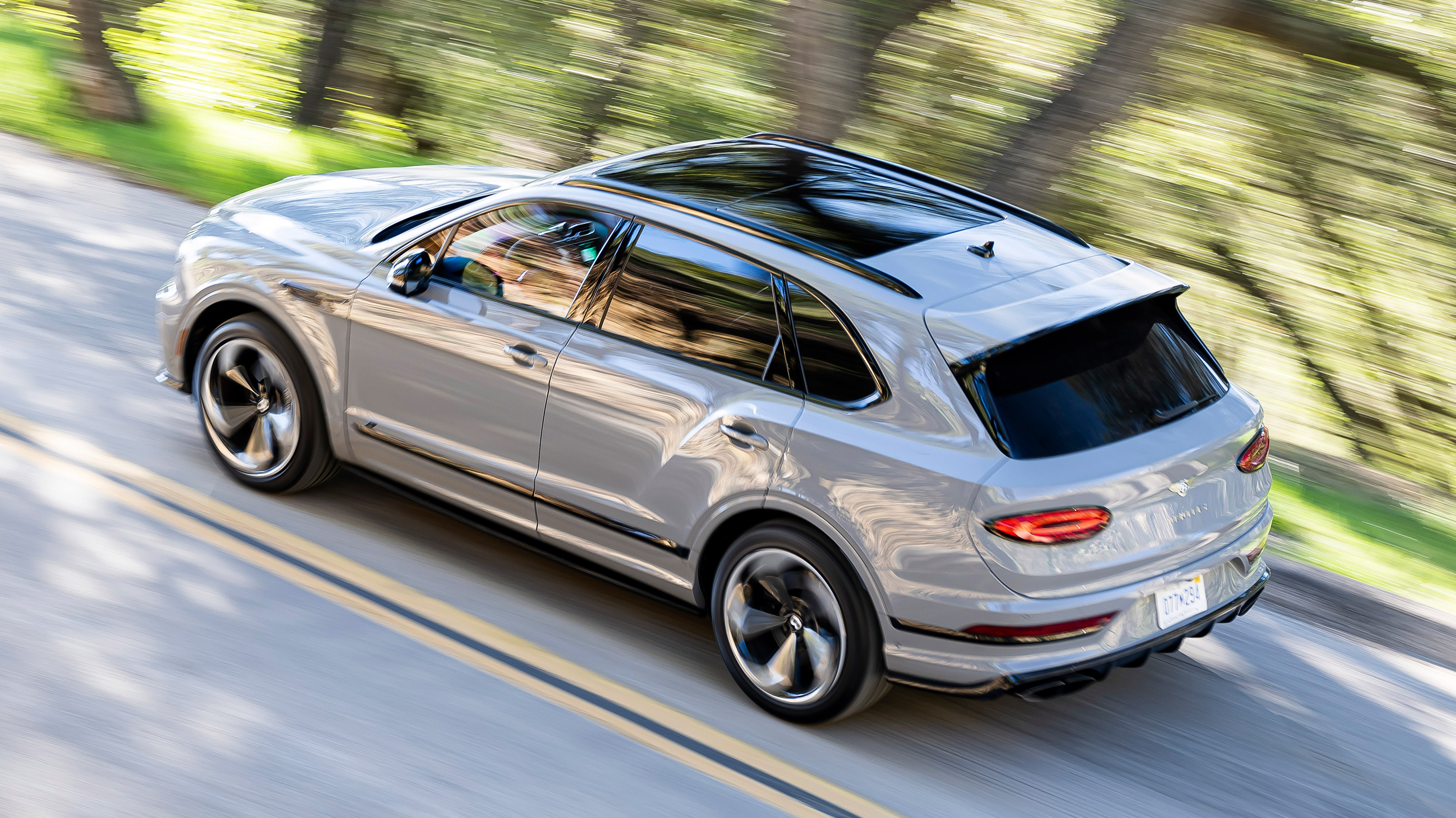 Bentley Bentayga V8 S - rear
