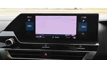 Citroen C4 PureTech 155 - infotainment