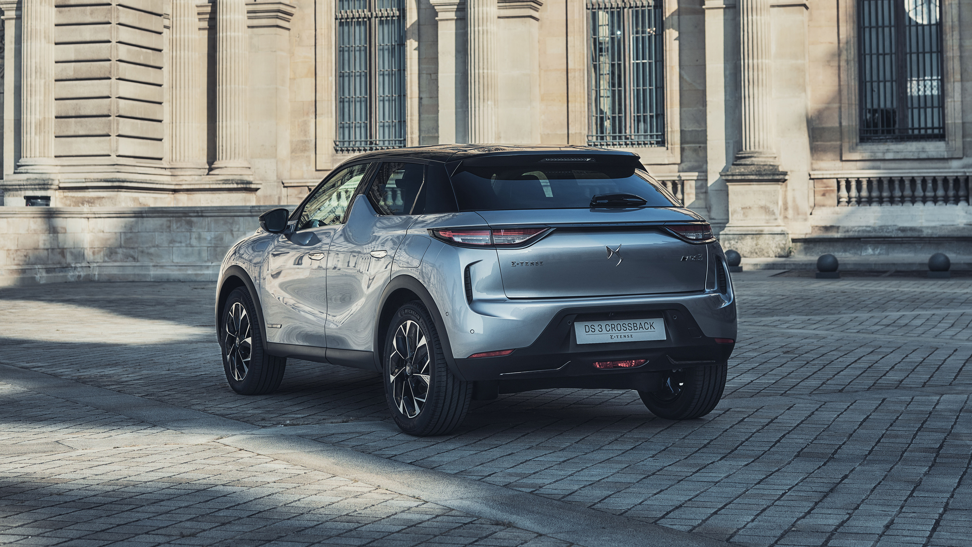 New DS 3 Crossback Louvre special edition unveiled - rear