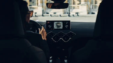 New DS 3 Crossback Louvre special edition unveiled - interior