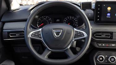 Dacia Jogger - steering wheel