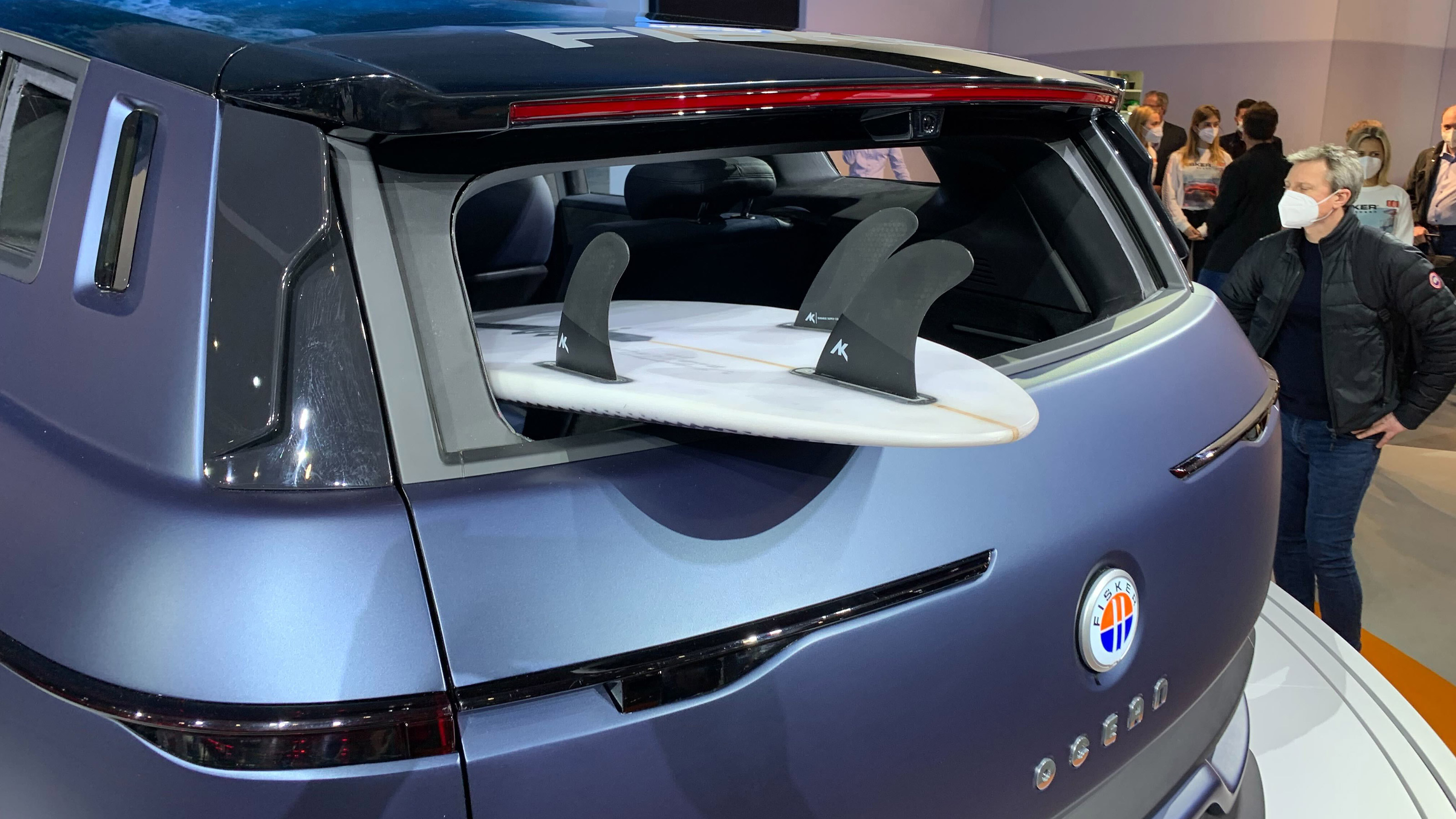 Fisker Ocean studio - surfboard