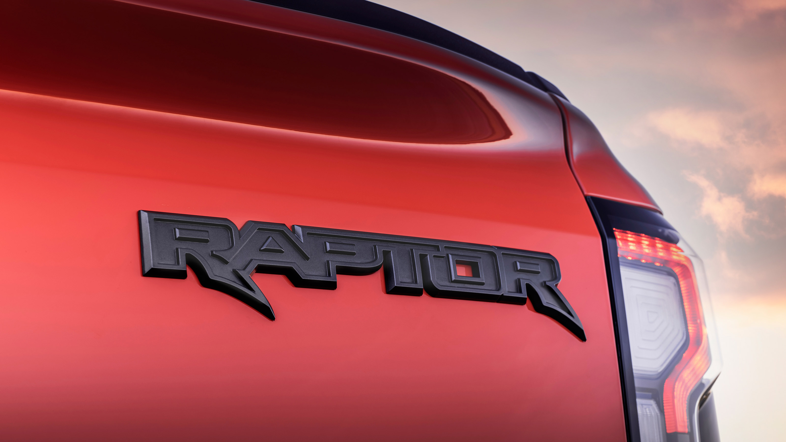 Ford Ranger Raptor - Raptor badge