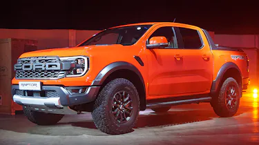 Ford Ranger Raptor - studio front