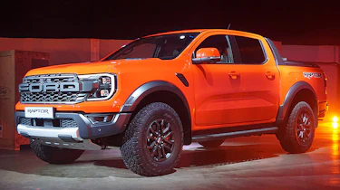 Ford Ranger Raptor - studio front