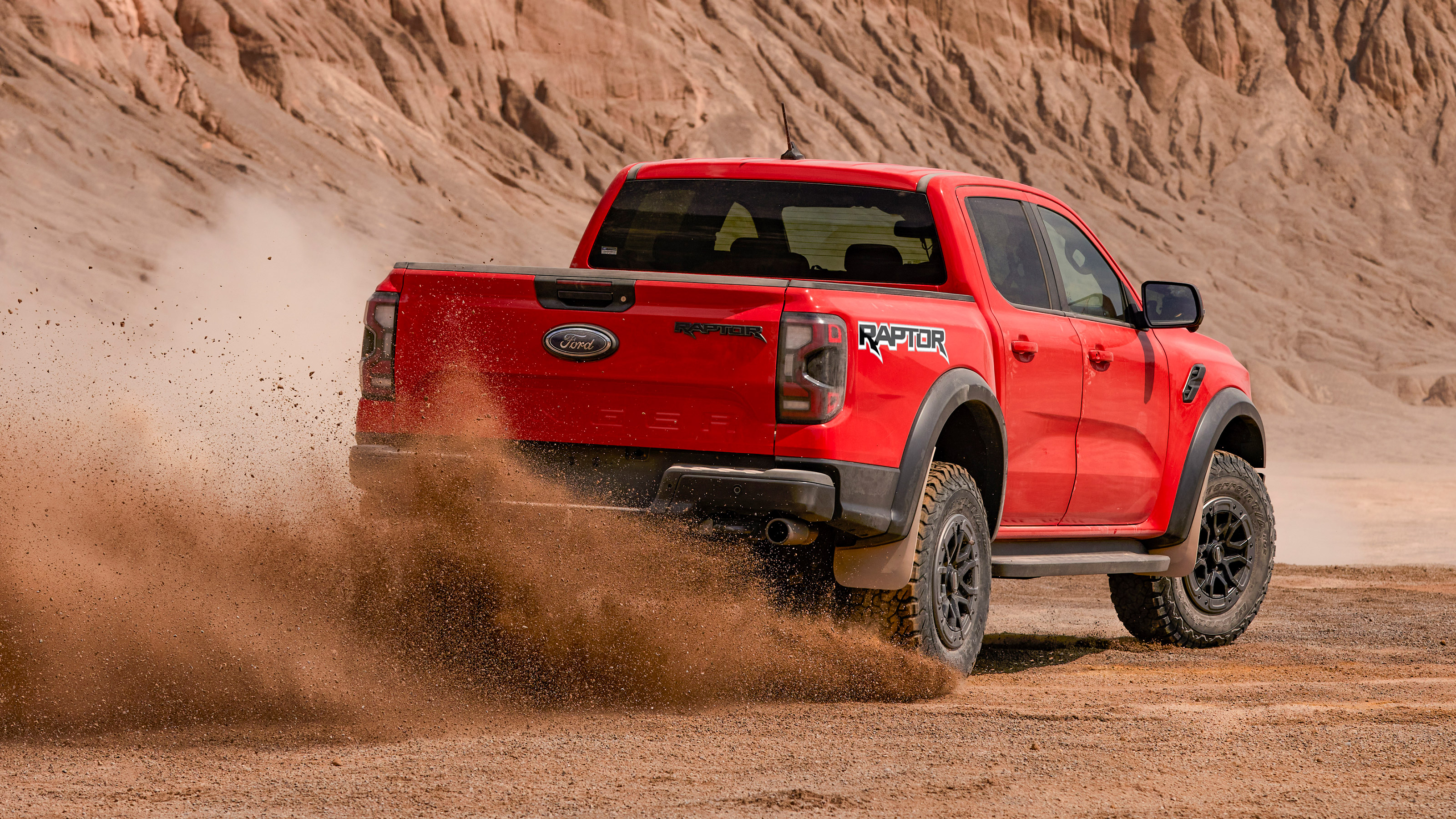 Ford Ranger Raptor - rear off-road