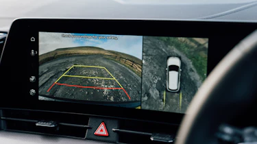 2022 Kia Sportage - screen