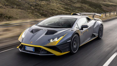 Lamborghini Huracan STO - front
