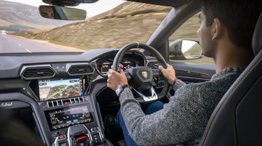 Lamborghini Urus - dash