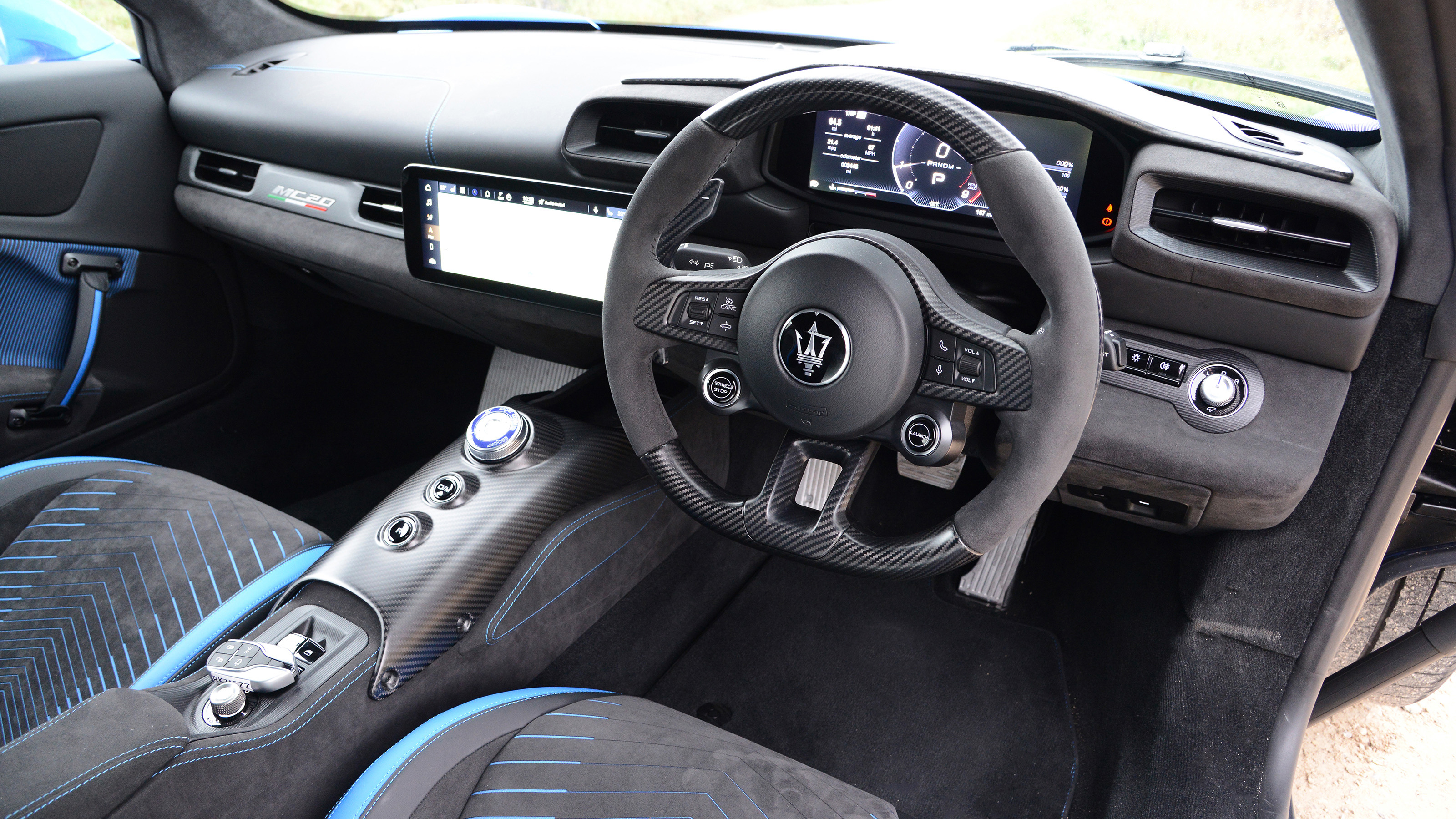 Maserati MC20 - interior