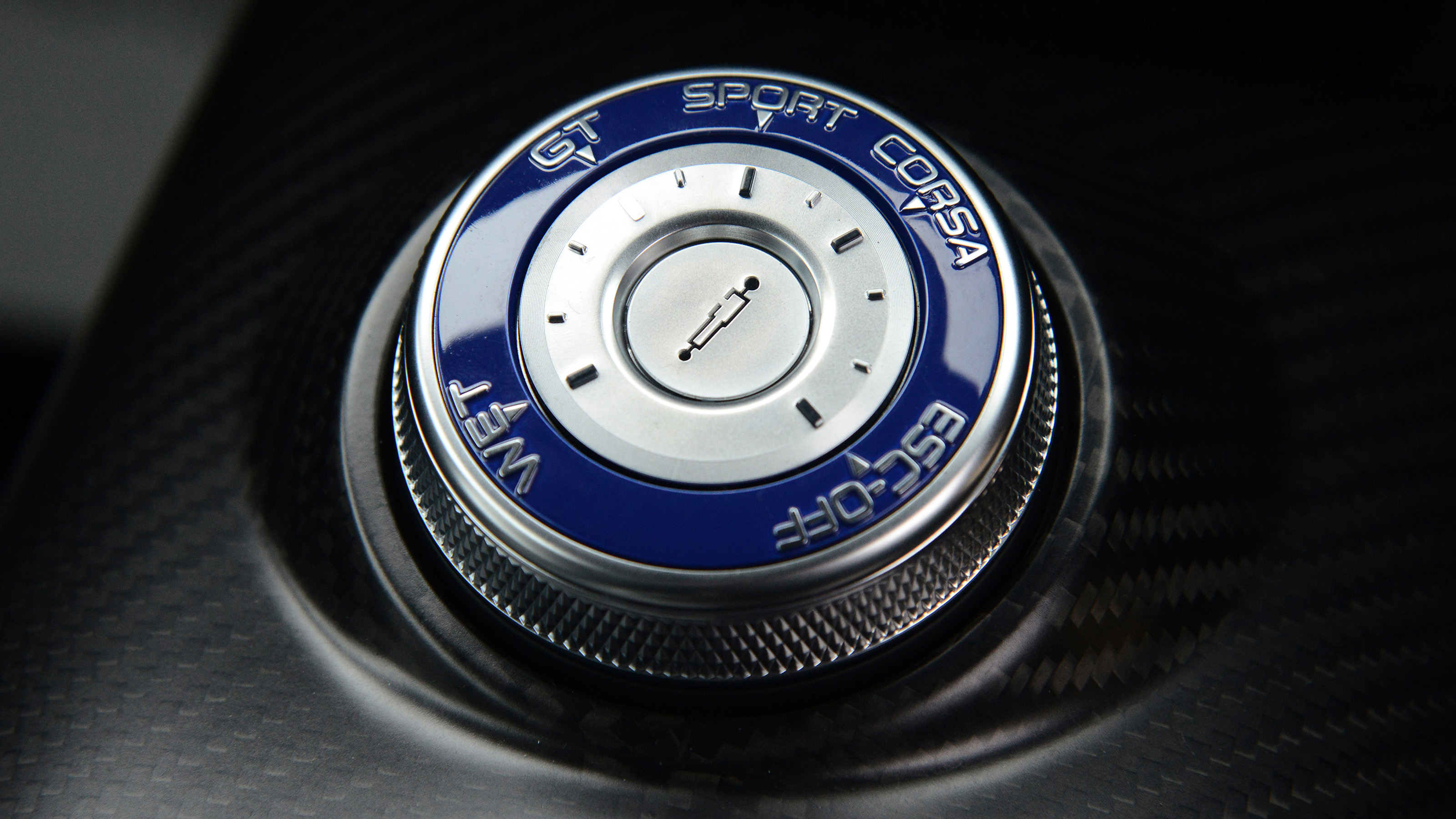 Maserati MC20 - control