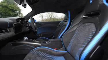 Maserati MC20 - seats